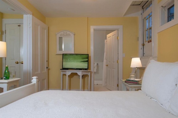 Liberty Hill Inn image 25